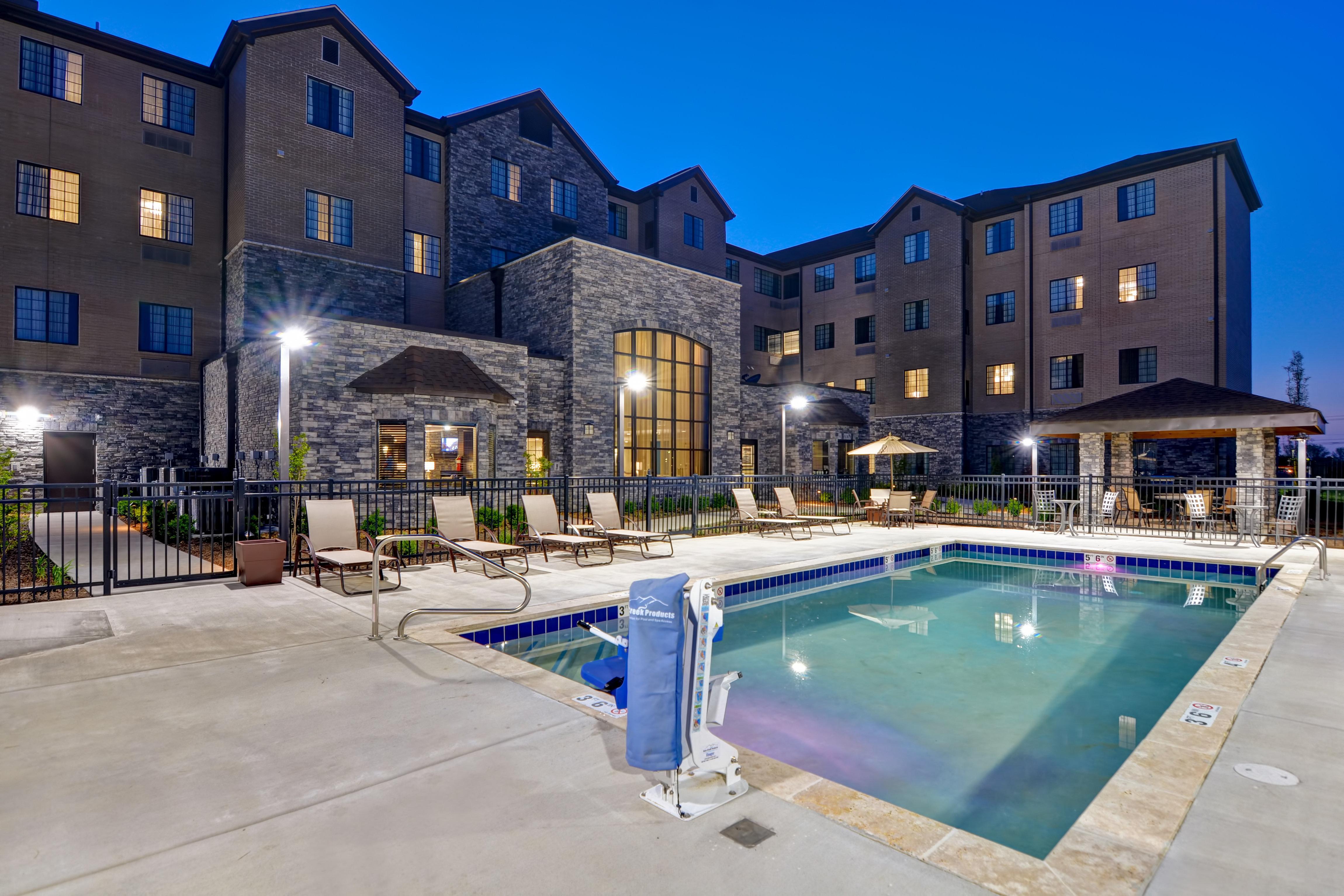 Staybridge Suites Mt Juliet - Nashville Area Маунт-Джулиет Экстерьер фото